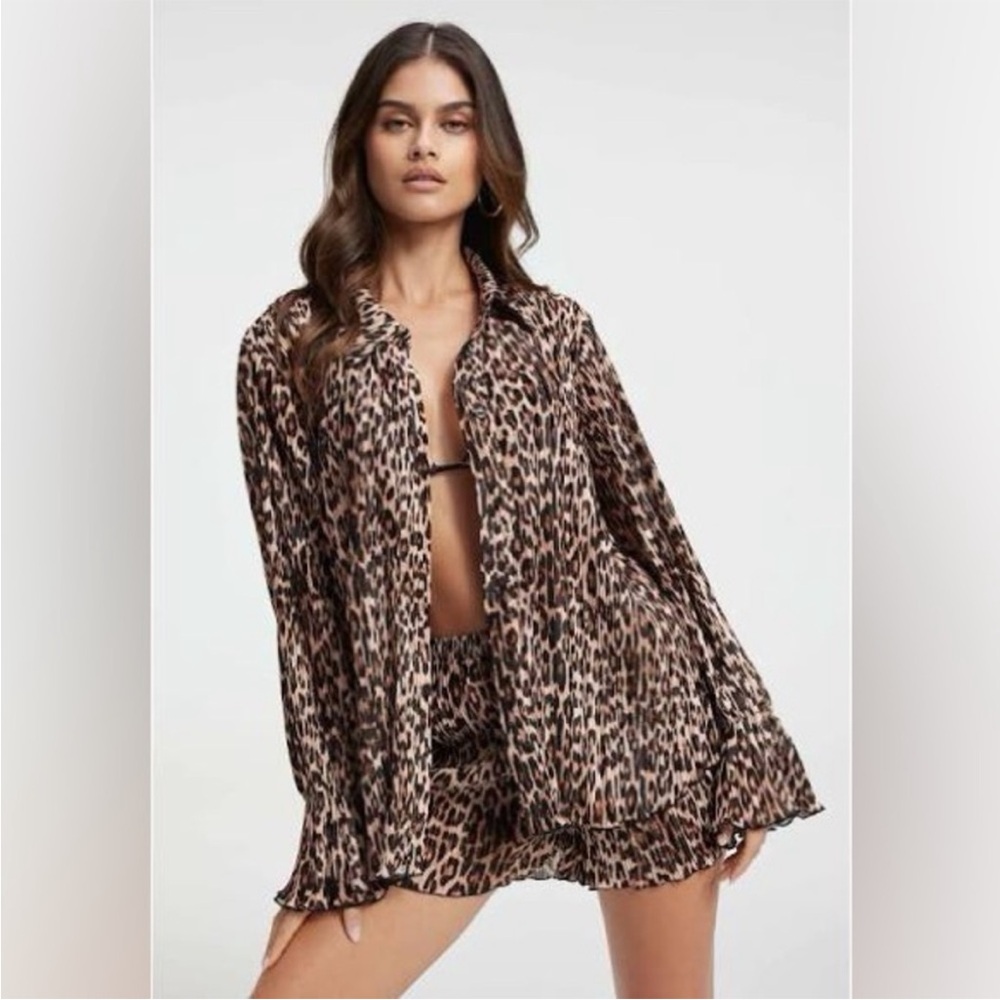 Good American leopard shorts